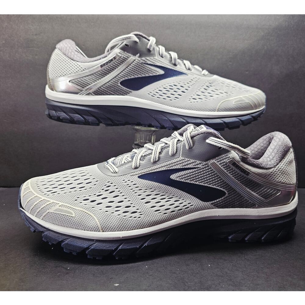 Brooks Men 12 Comfy footwear
